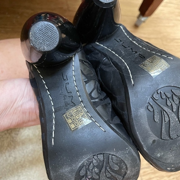 Super cool Jump for Fun Bacardi pumps 7.5 Black Peep toe chunky 3 heel like New - Picture 11 of 15
